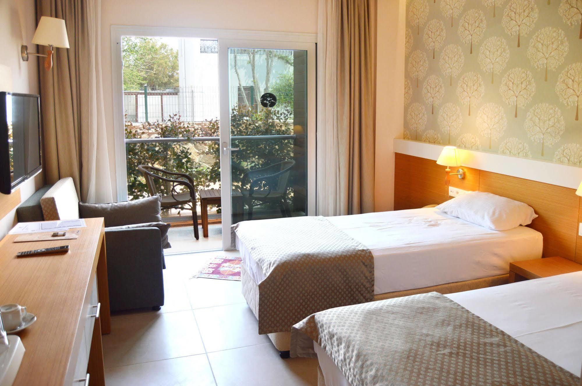 Dilekagaci Boutique Hotel And Beach Ortakent Bagian luar foto