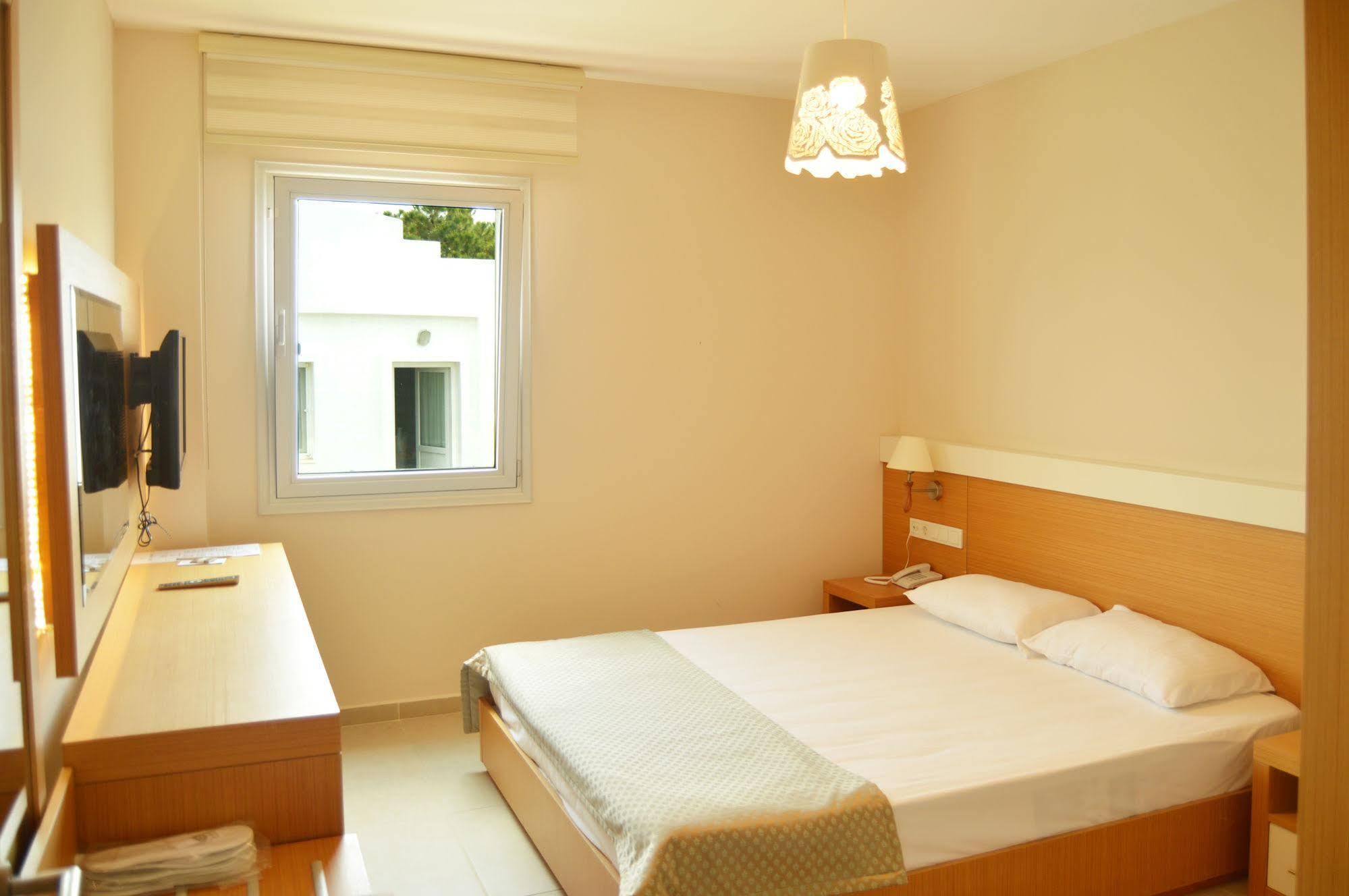 Dilekagaci Boutique Hotel And Beach Ortakent Bagian luar foto
